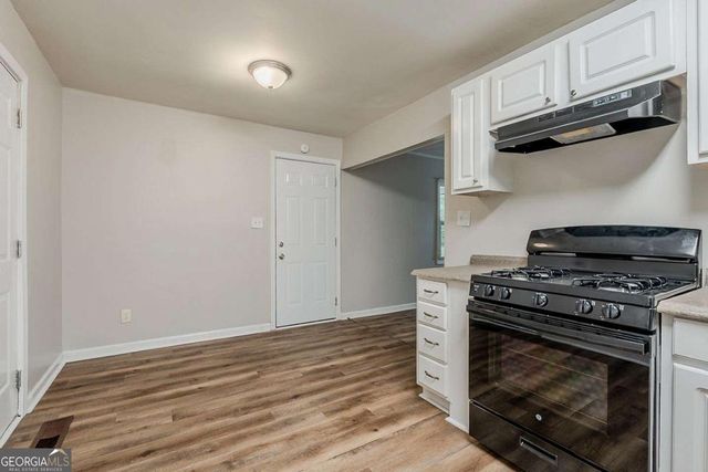 3633 Bunker Hill Drive SW, Atlanta, GA 30331