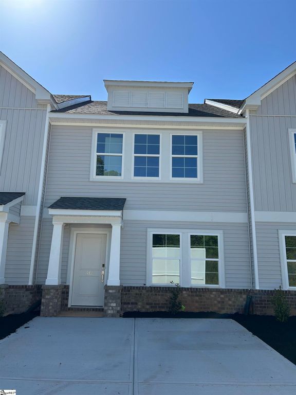 312 Cambrian Court, Taylors, SC 29687