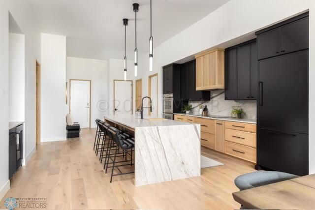 505 OAK Street N 511, Fargo, ND 58102