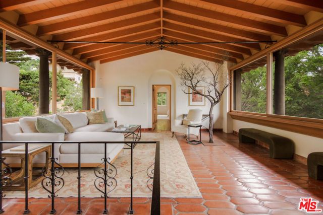 405 Toro Canyon Road, Carpinteria, CA 93013