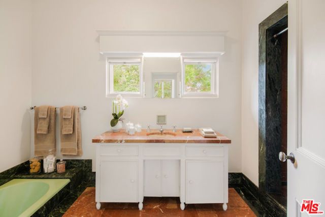 405 Toro Canyon Road, Carpinteria, CA 93013