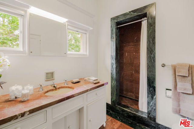 405 Toro Canyon Road, Carpinteria, CA 93013