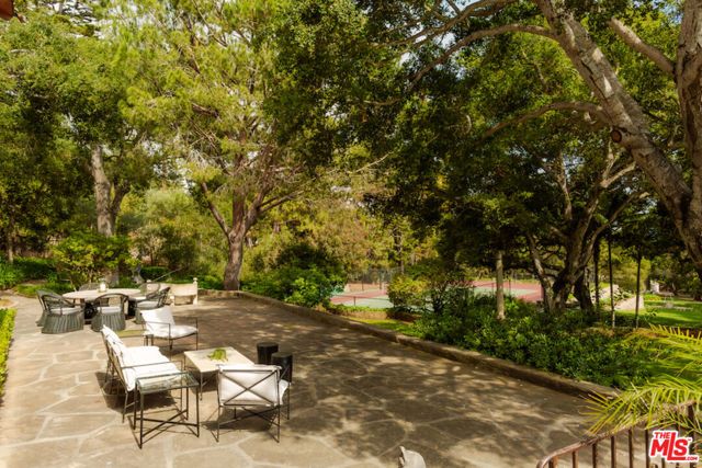 405 Toro Canyon Road, Carpinteria, CA 93013