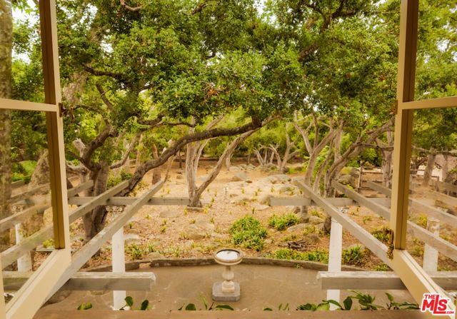 405 Toro Canyon Road, Carpinteria, CA 93013