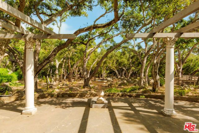 405 Toro Canyon Road, Carpinteria, CA 93013