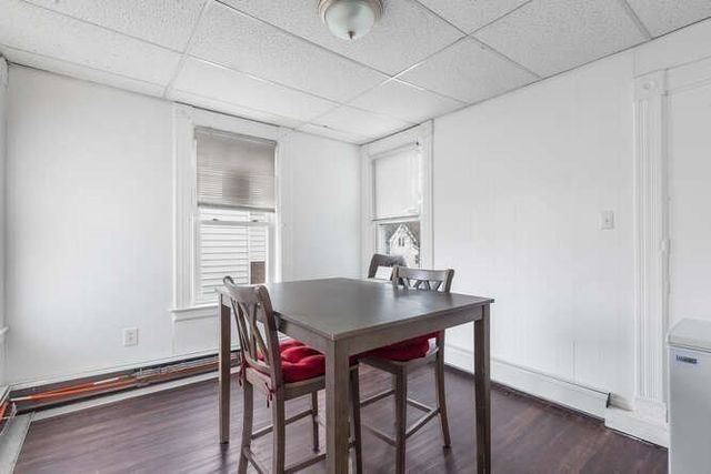 24 Adams St, Springfield, MA 01105