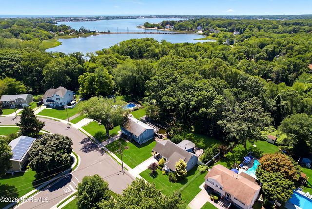 11 Overbrook Place, Neptune City, NJ 07753