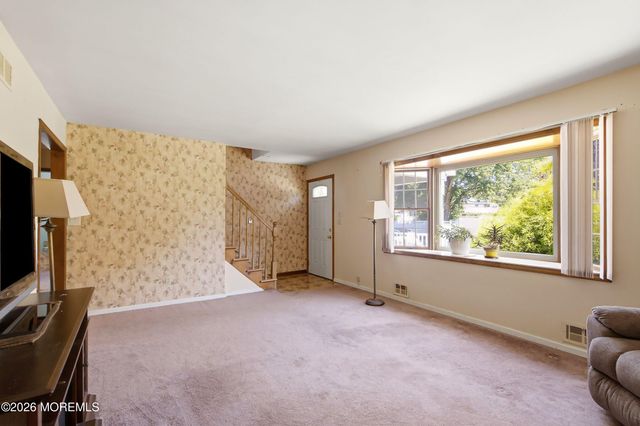 11 Overbrook Place, Neptune City, NJ 07753