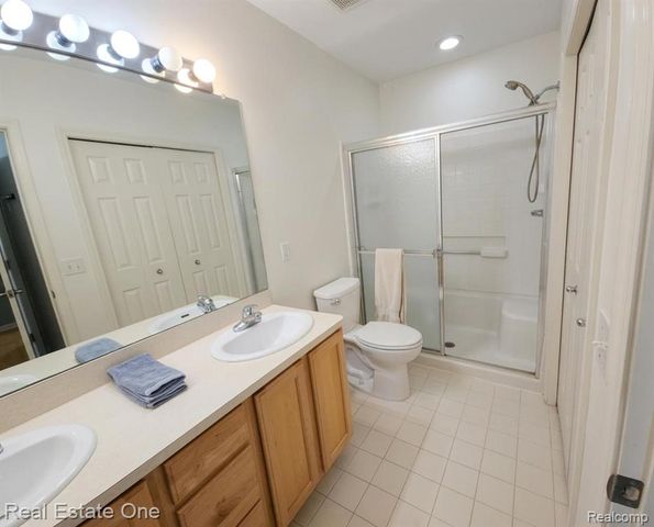 478 Village Lane, Milford, MI 48381
