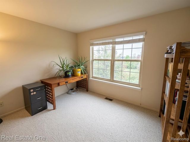 478 Village Lane, Milford, MI 48381