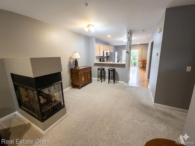 478 Village Lane, Milford, MI 48381