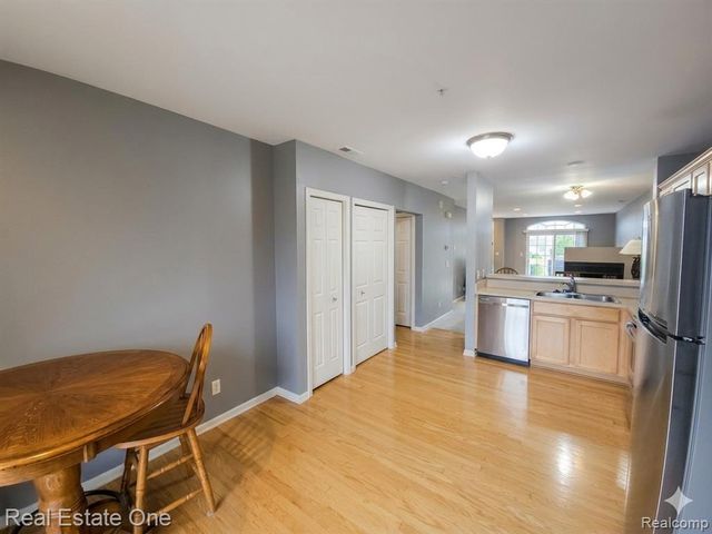 478 Village Lane, Milford, MI 48381