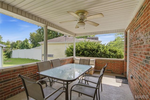 14 Circle Drive, Fairview Heights, IL 62208