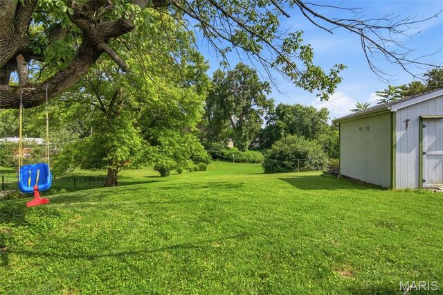 14 Circle Drive, Fairview Heights, IL 62208
