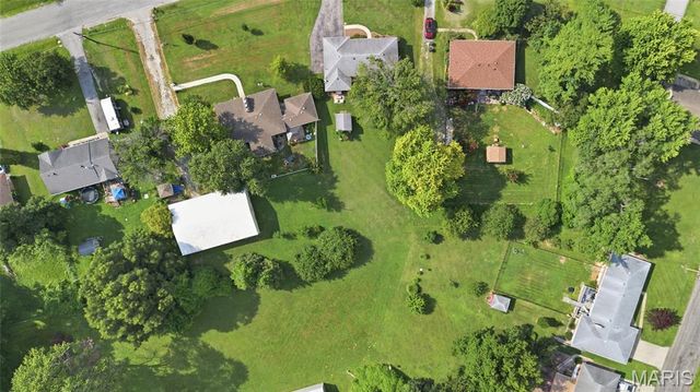 14 Circle Drive, Fairview Heights, IL 62208