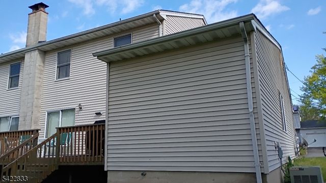 125 Alcorne St, Franklin Twp., NJ 08873