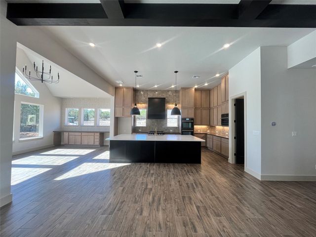 202 Brown Saddle CV, Driftwood, TX 78619