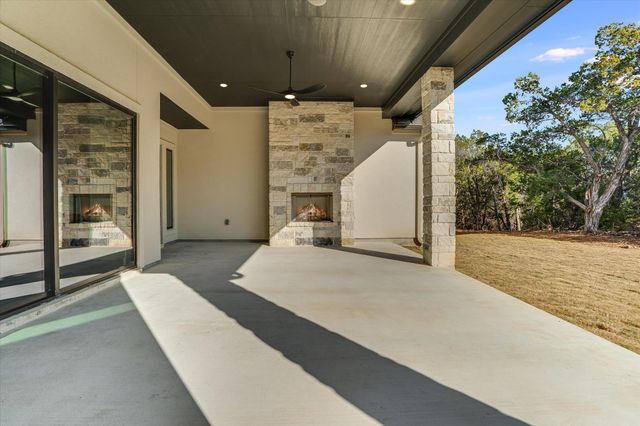 202 Brown Saddle CV, Driftwood, TX 78619