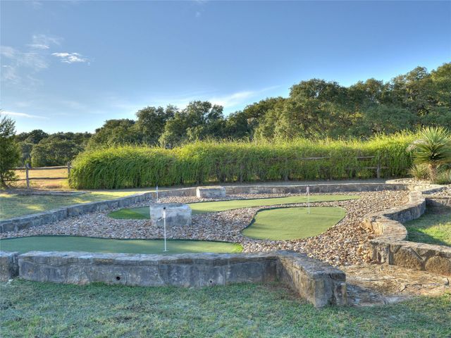 202 Brown Saddle CV, Driftwood, TX 78619