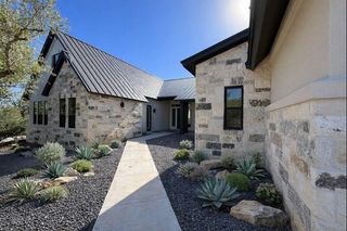 202 Brown Saddle CV, Driftwood, TX 78619