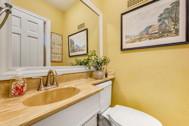 4760 N Woodburn STREET, Whitefish Bay, WI 53211