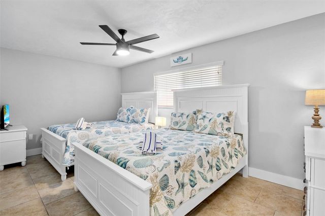 5830 MIDNIGHT PASS ROAD 93, Sarasota, FL 34242