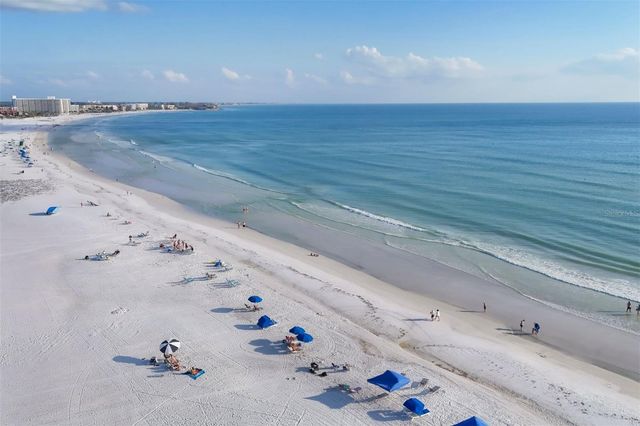 5830 MIDNIGHT PASS ROAD 93, Sarasota, FL 34242