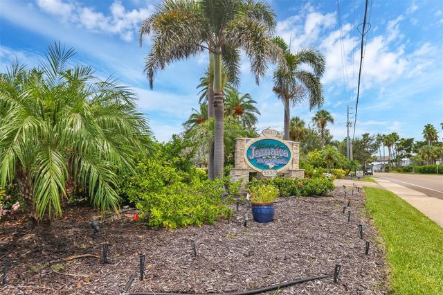 5830 MIDNIGHT PASS ROAD 93, Sarasota, FL 34242