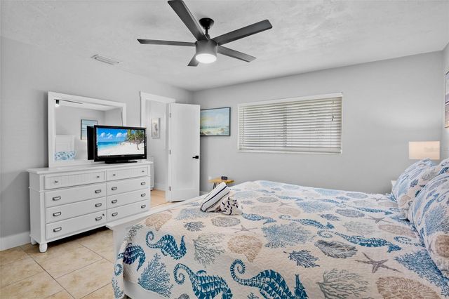5830 MIDNIGHT PASS ROAD 93, Sarasota, FL 34242