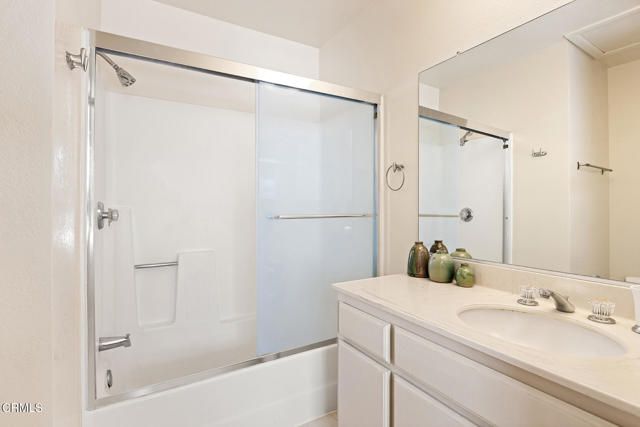 617 N Mar Vista Avenue 2, Pasadena, CA 91106