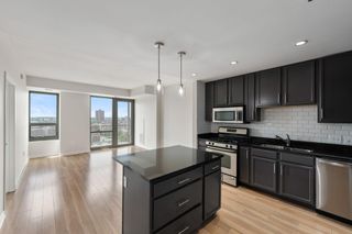 929 Portland Avenue 907, Minneapolis, MN 55404