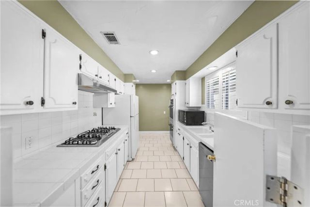 12047 Hammack, Culver City, CA 90230