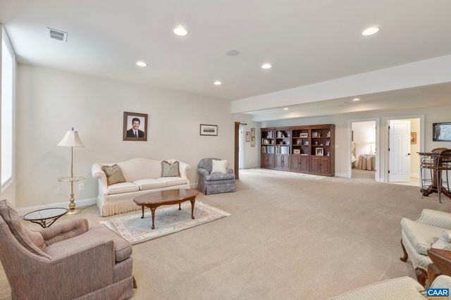 36 HIGHLAND CIR, Zion Crossroads, VA 22942