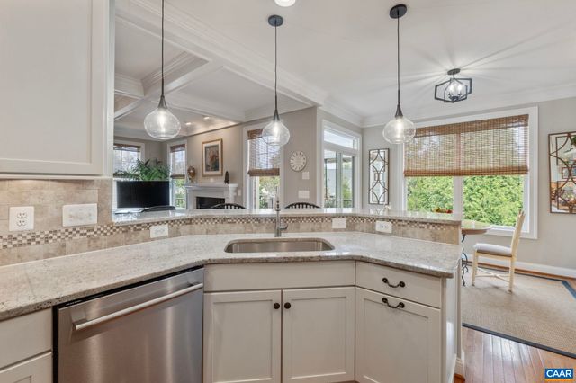 36 HIGHLAND CIR, Zion Crossroads, VA 22942