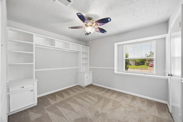 1605 Cypress Hollow Street, Houston, TX 77581