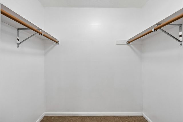 1605 Cypress Hollow Street, Houston, TX 77581