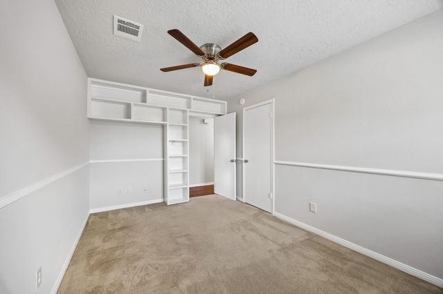 1605 Cypress Hollow Street, Houston, TX 77581