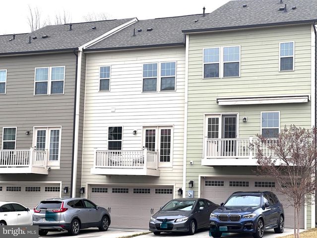 18058 RED CEDAR RD, Dumfries, VA 22026