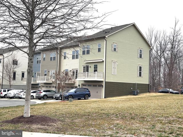 18058 RED CEDAR RD, Dumfries, VA 22026