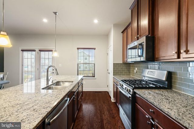 18058 RED CEDAR RD, Dumfries, VA 22026