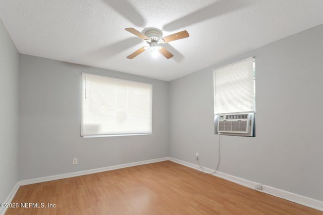 5813 DOEBOY Street, Jacksonville, FL 32208