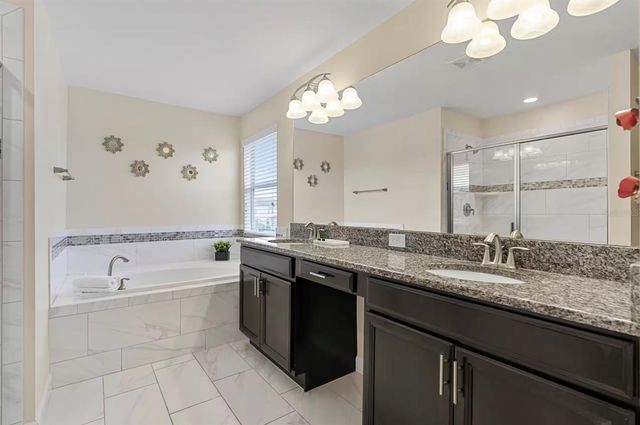 4700 SLEEPY HOLLOW DRIVE, Kissimmee, FL 34746
