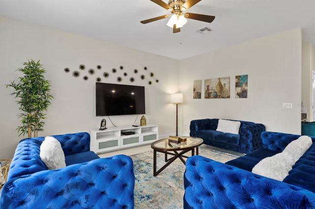 4700 SLEEPY HOLLOW DRIVE, Kissimmee, FL 34746
