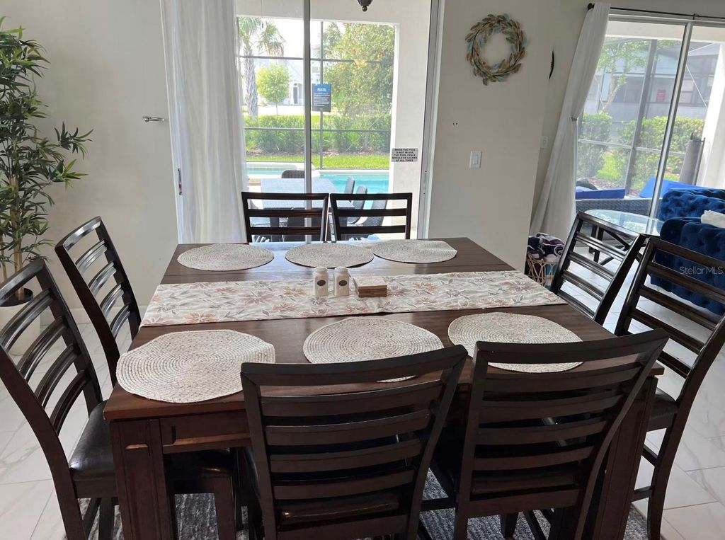 Image 11 of property listing at 4700 SLEEPY HOLLOW DRIVE, Kissimmee, FL 34746