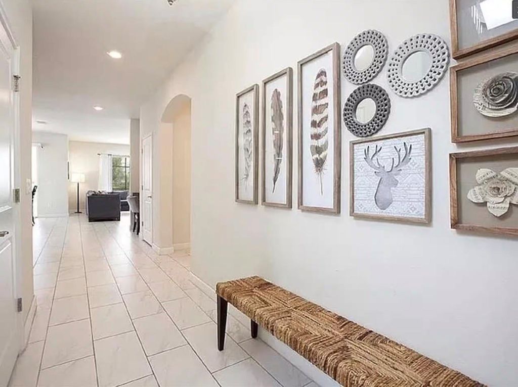 Image 3 of property listing at 4700 SLEEPY HOLLOW DRIVE, Kissimmee, FL 34746
