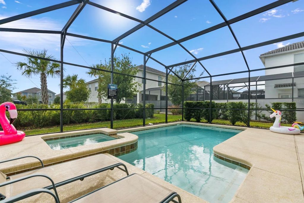 Image 38 of property listing at 4700 SLEEPY HOLLOW DRIVE, Kissimmee, FL 34746