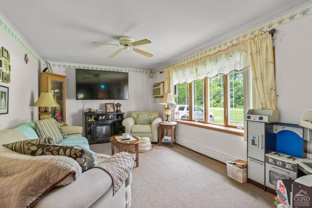 1632 County Route 8, Germantown, NY 12526