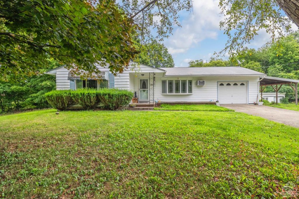 1632 County Route 8, Germantown, NY 12526