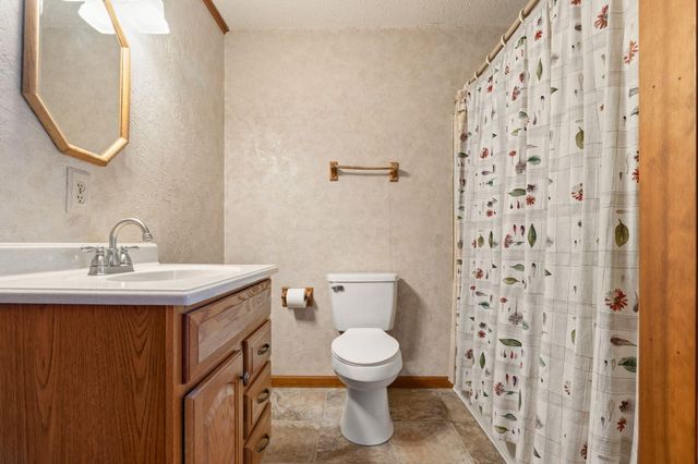 389 N Dade 185, Greenfield, MO 65661