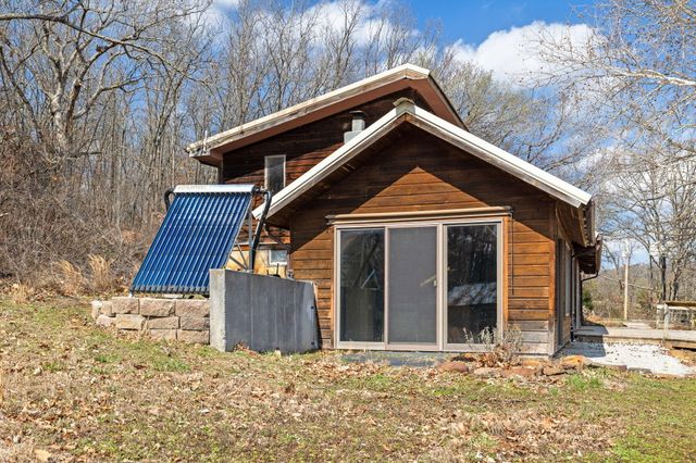 389 N Dade 185, Greenfield, MO 65661